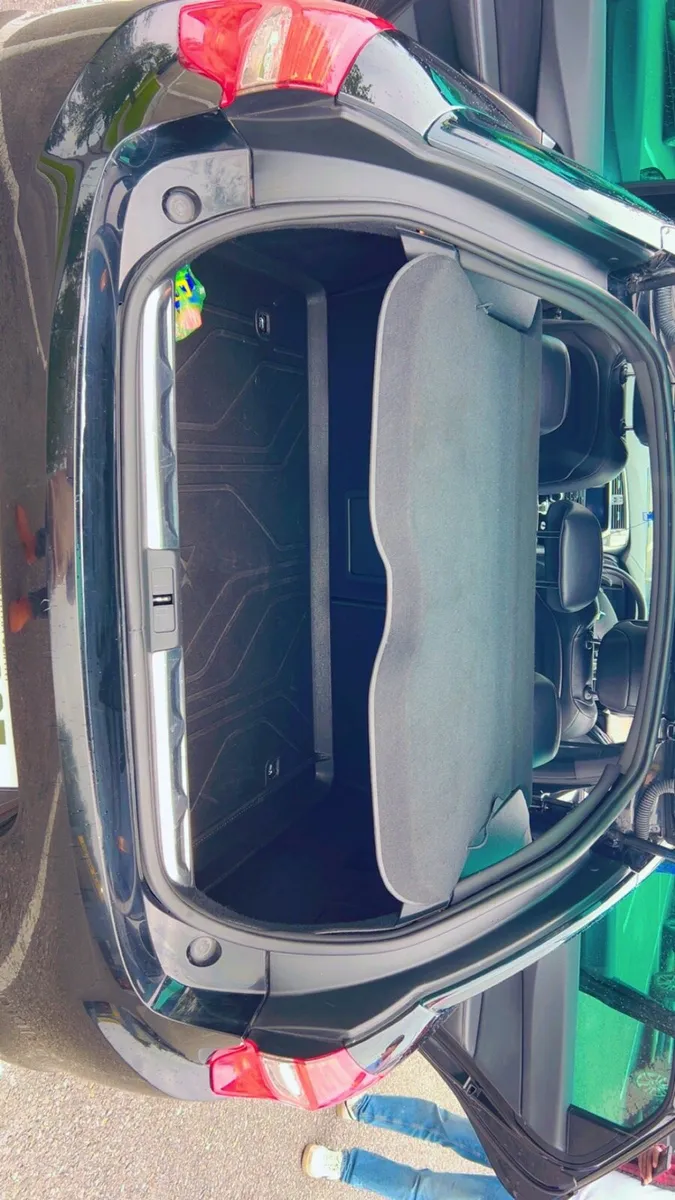 Citroen DS5 Automatic - Image 4