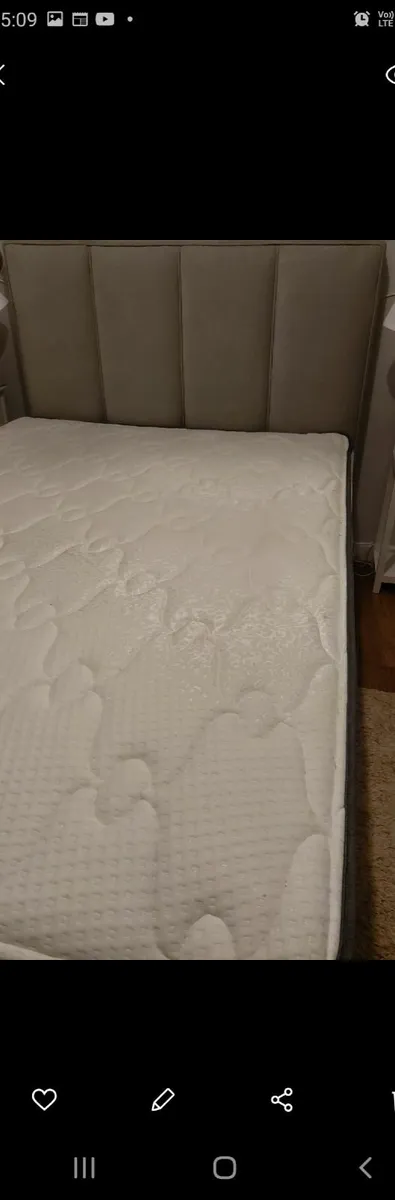 Fabric  bed - Image 3