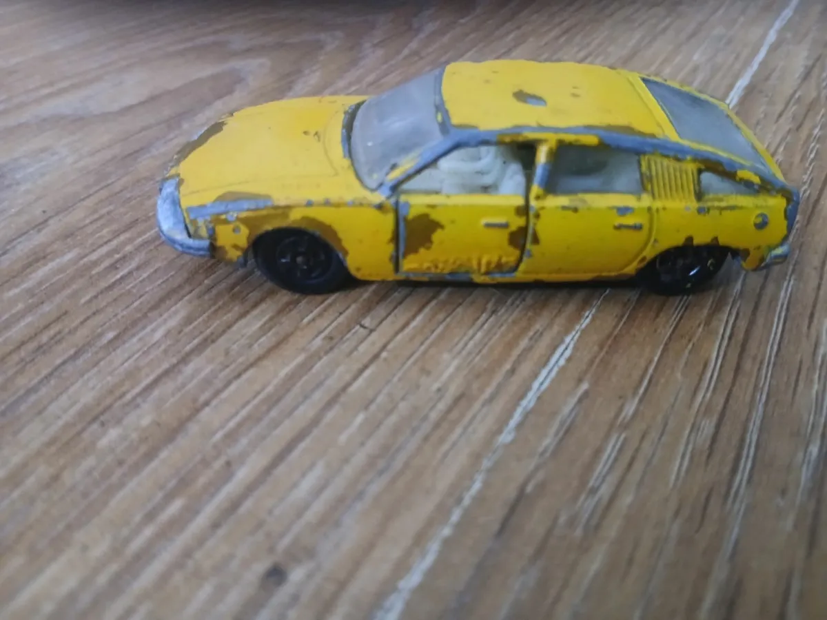 Sport and hobbies - Image 1