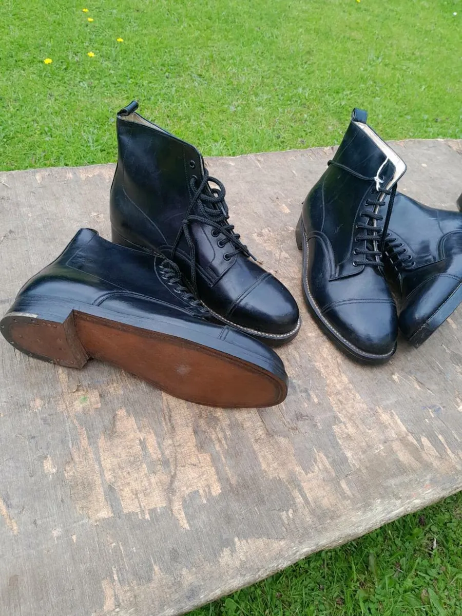 Leather boots - Image 4