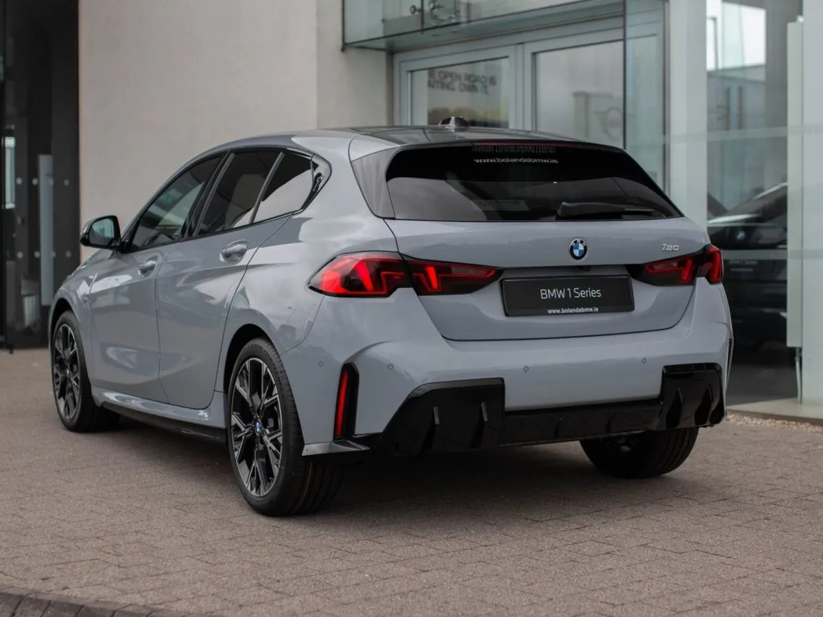 BMW 1 Series 120 - Image 2