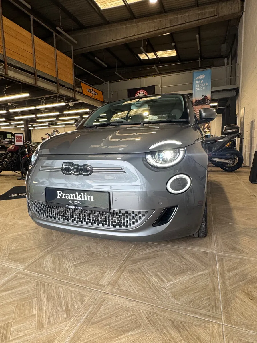 Fiat 500e 2022 La Prima - Image 3