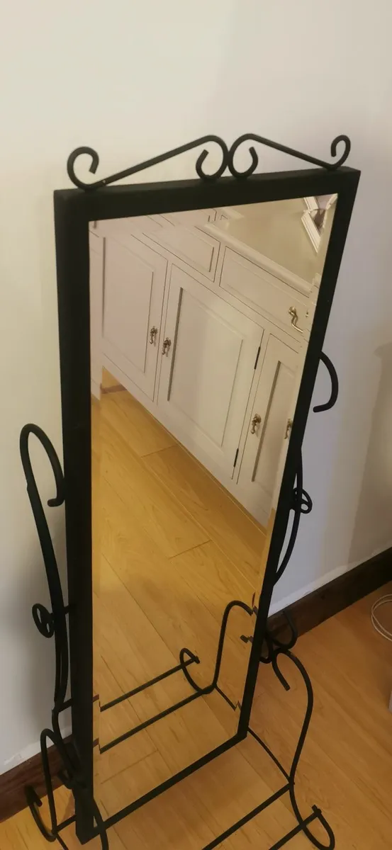 Mirror - Image 3
