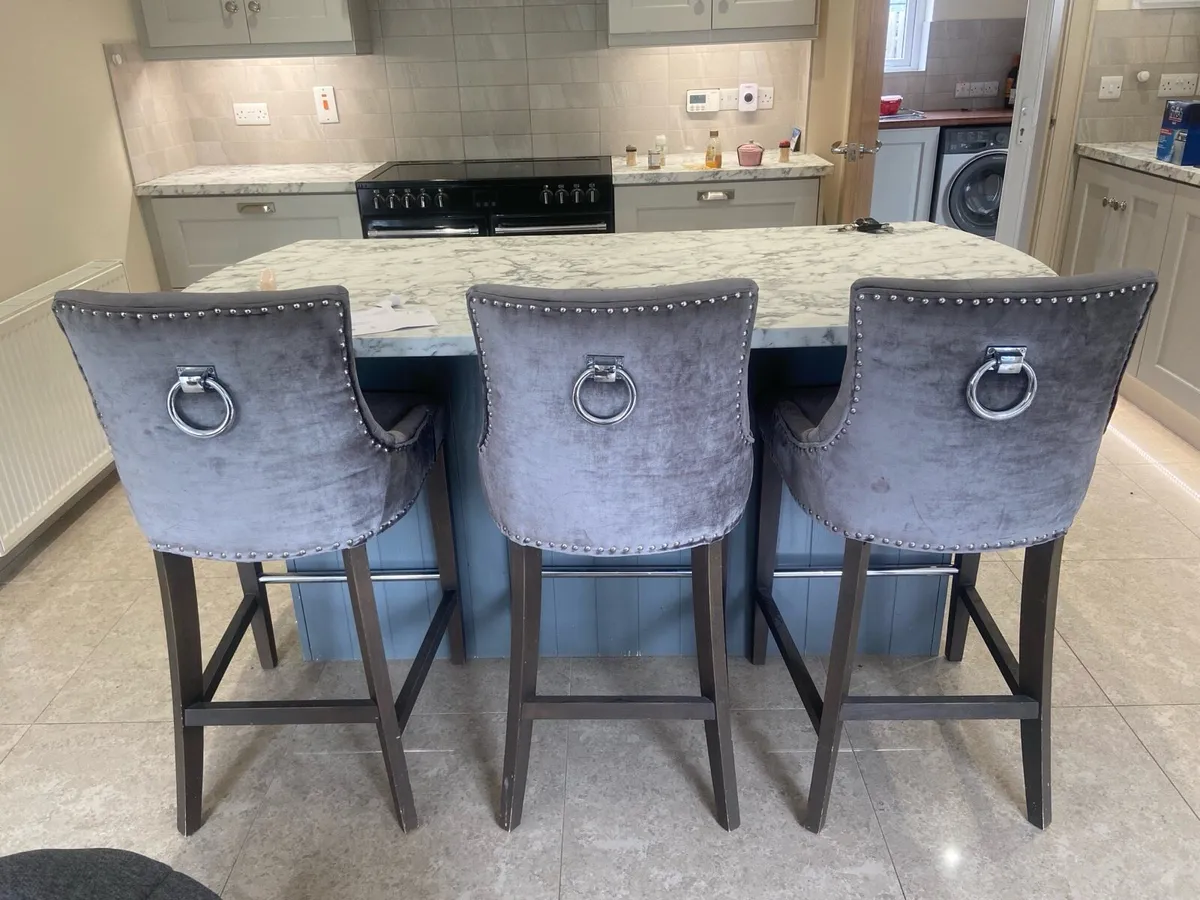 3 x bar stools - Image 3