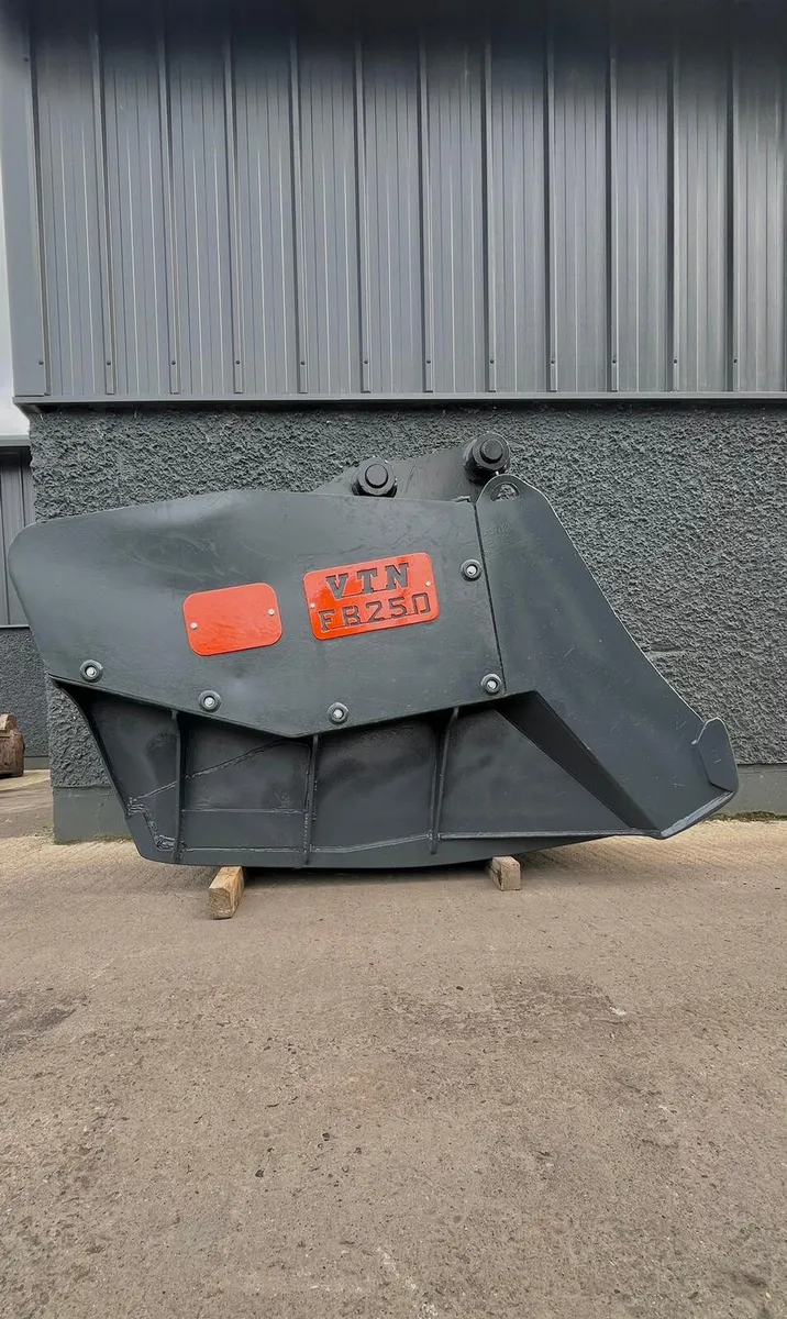 VTN Crushing Bucket - Image 1