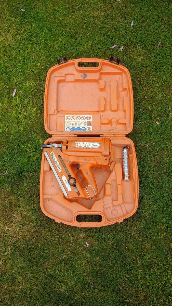 Paslode Nail gun - Image 2