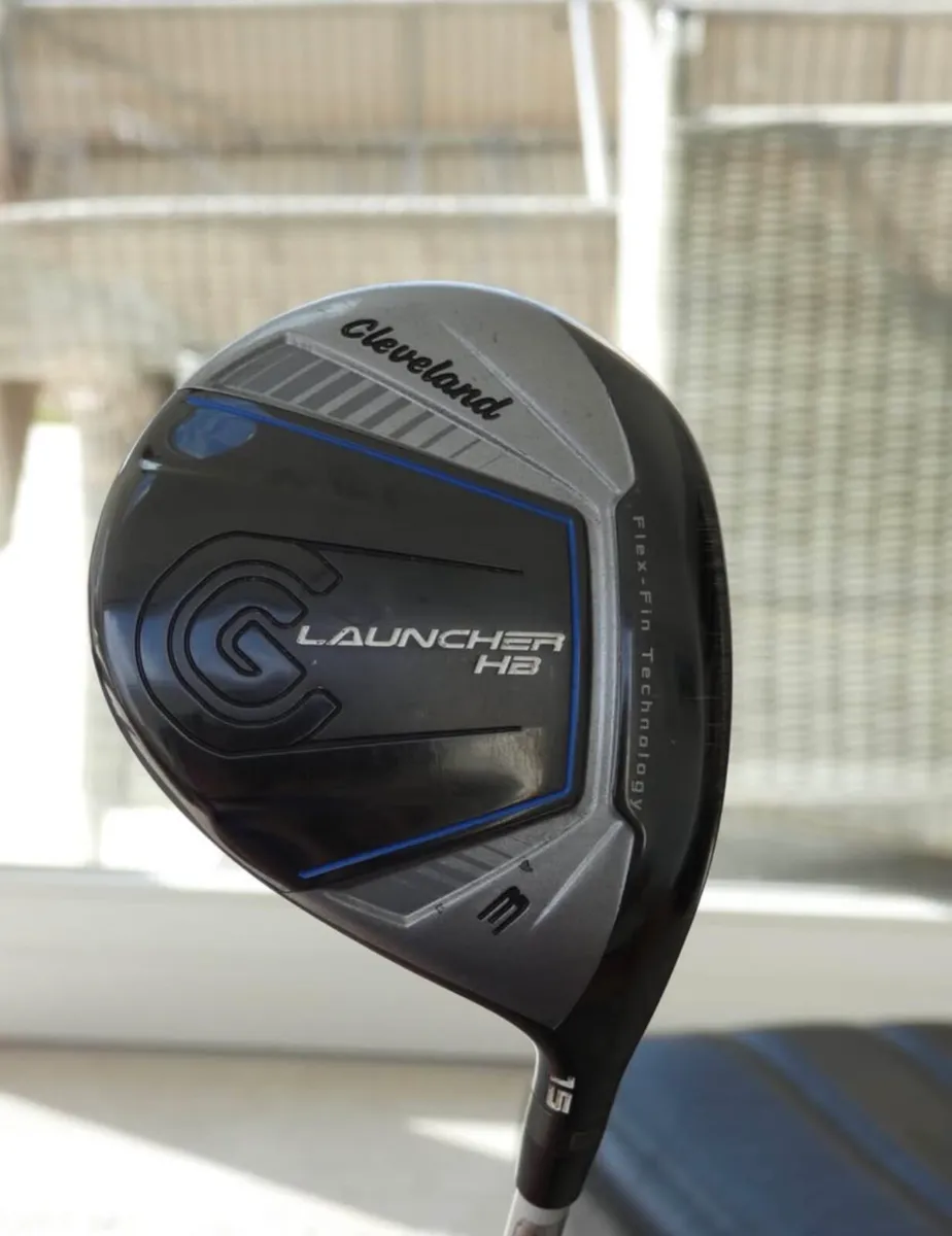 Golf club - Image 1