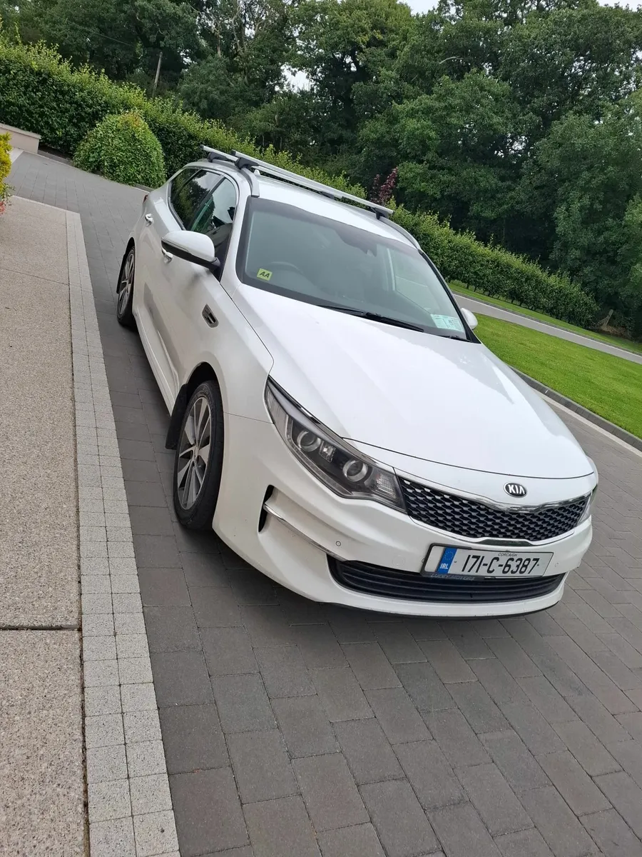 Kia Optima 2017 - Image 2
