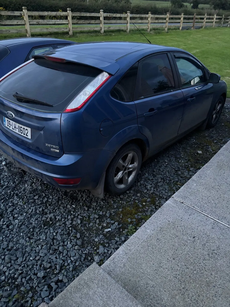 Car - Image 2