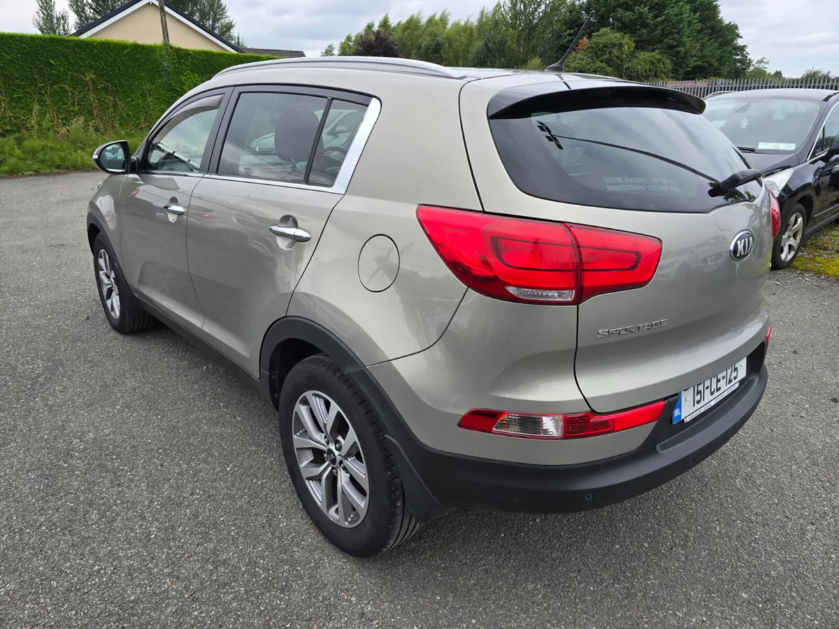 151 Kia Sportage 1.7 EX High Spec - Image 2