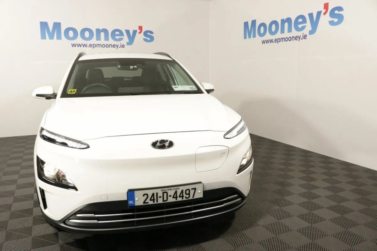 Hyundai Kona Electric EX Demo Premium 64 kWh EV - Image 2