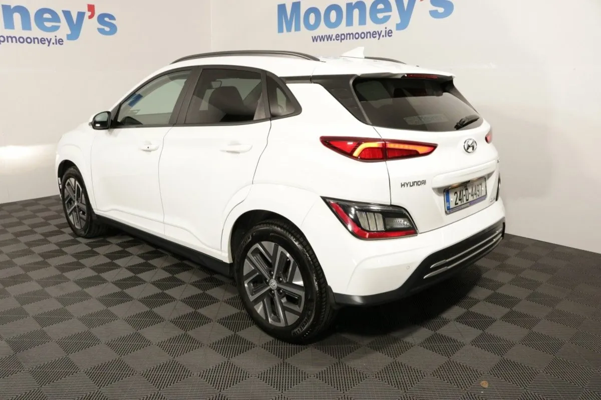 Hyundai Kona Electric EX Demo Premium 64 kWh EV - Image 4