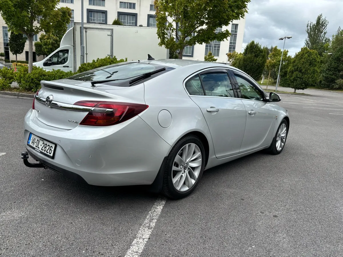Vauxhall Insignia 2.0 Crdi Elite Nct 5/26 T 11/25 - Image 3