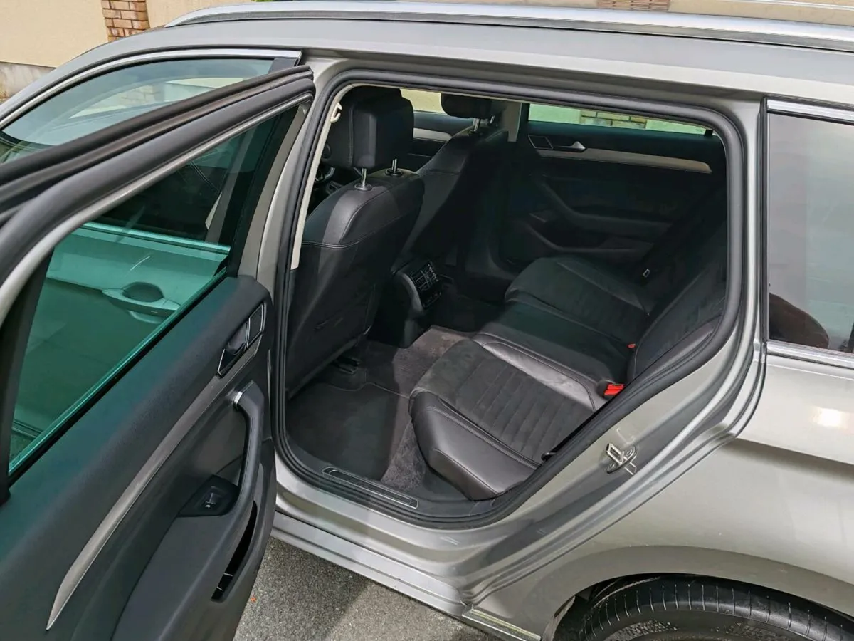 VW Passat 2.0TDI Highline - Image 4