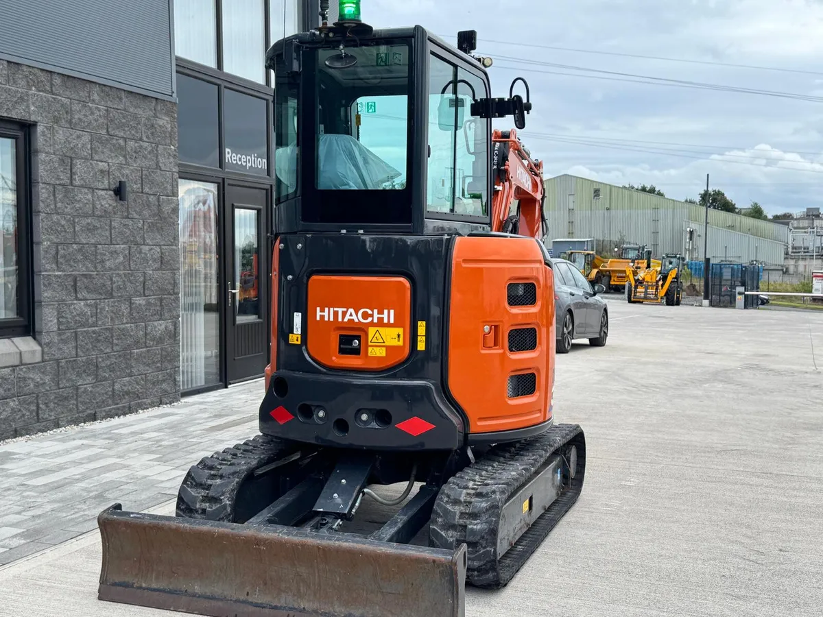 2022 Hitachi ZX33U-6 CLR - Image 4