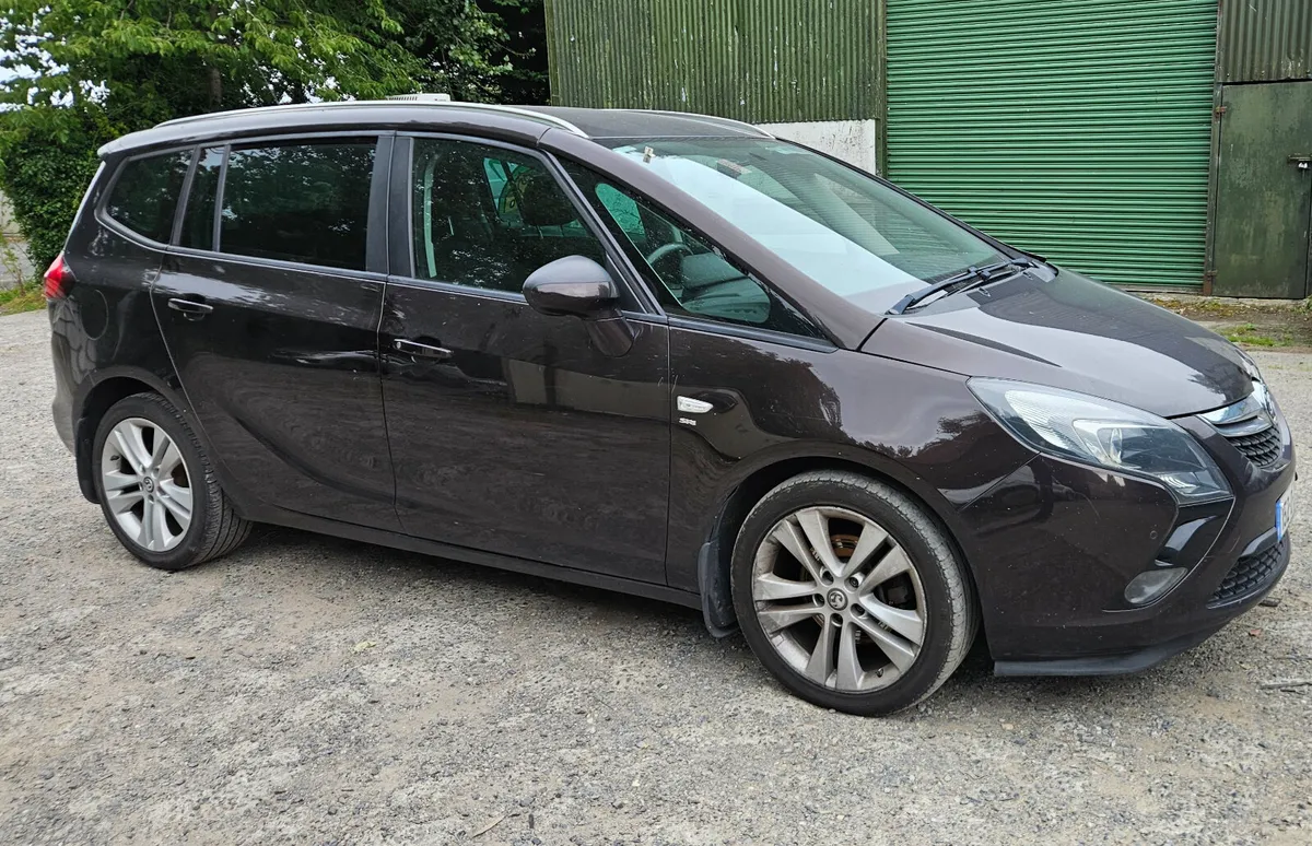Vauxhall Zafira 2015 2.0d 270km  7 seater - Image 1