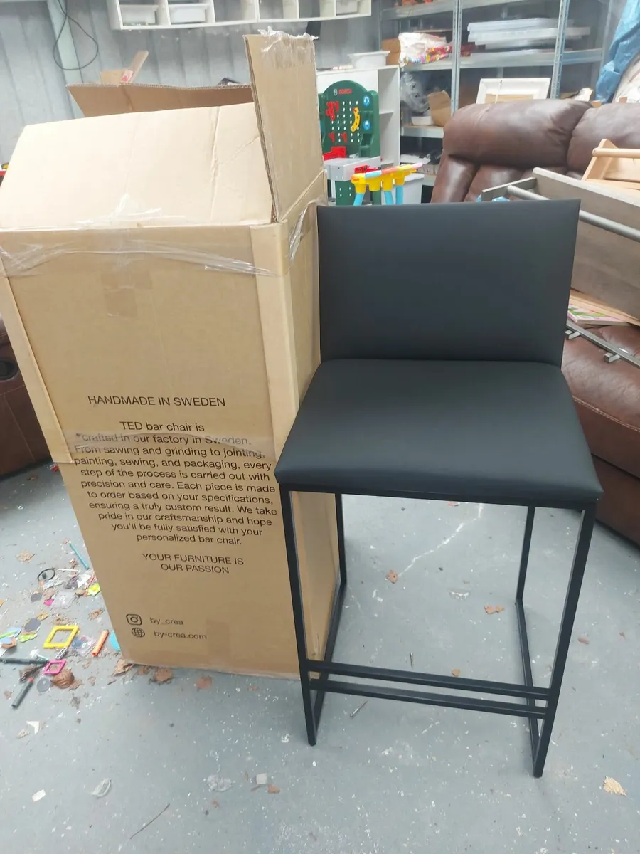 Barstool