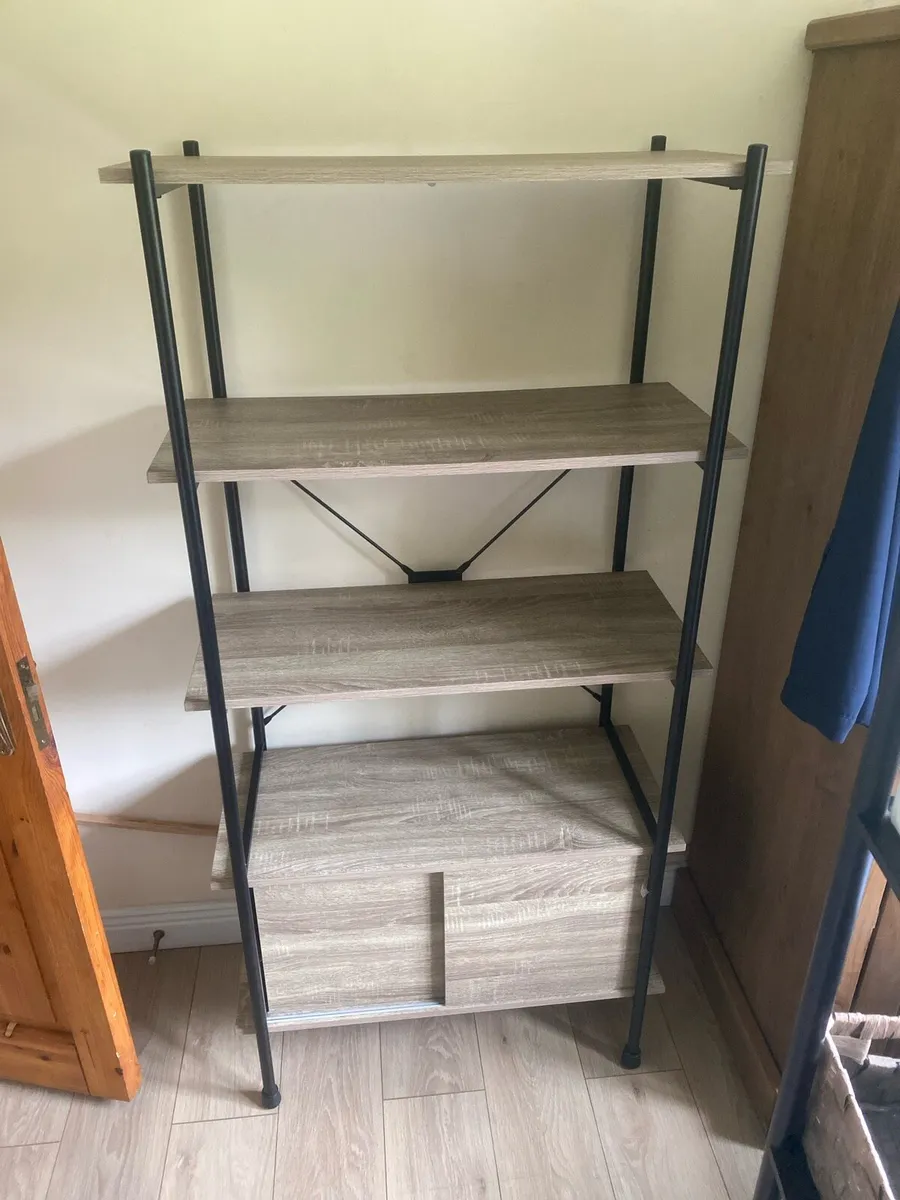 Shelving unit