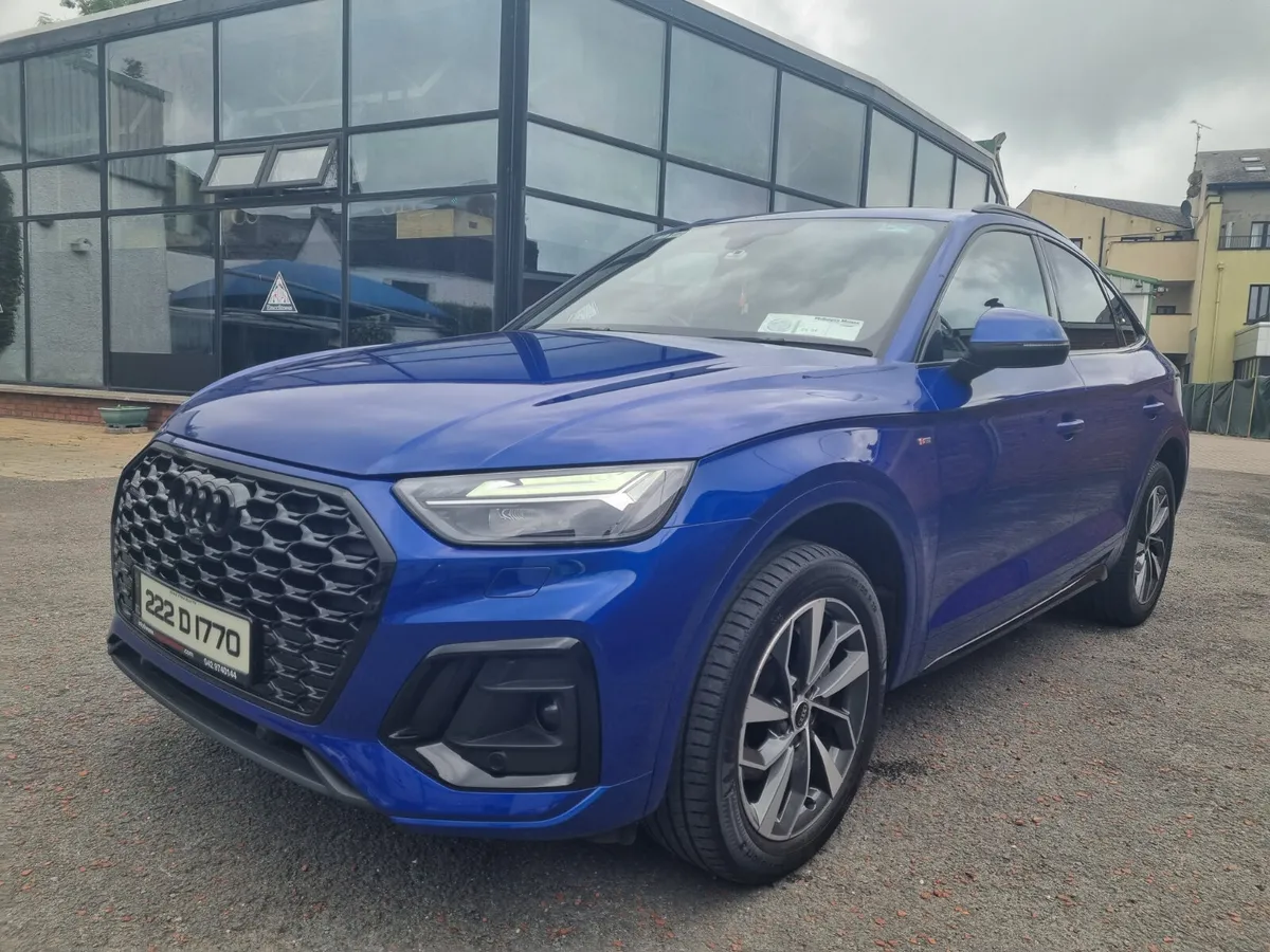 Audi Q5 40Tdi Auto S-Line Black Edition Sportback - Image 3