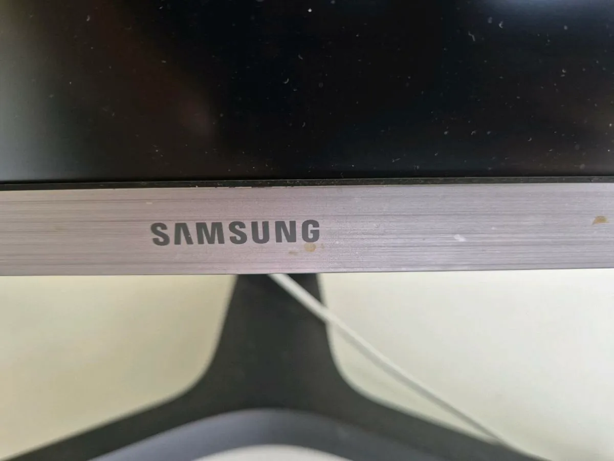Monitor Samsung - Image 2