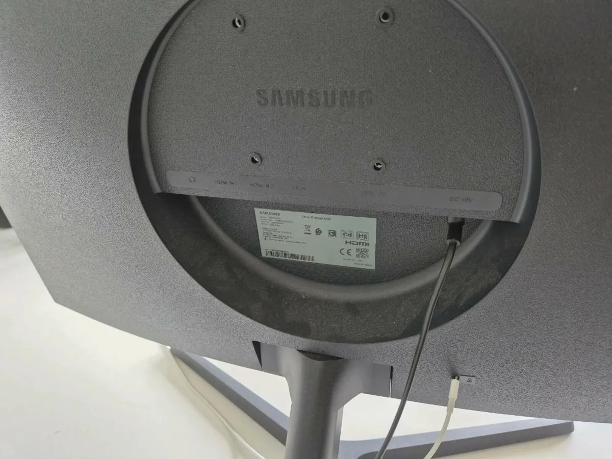 Monitor Samsung - Image 3