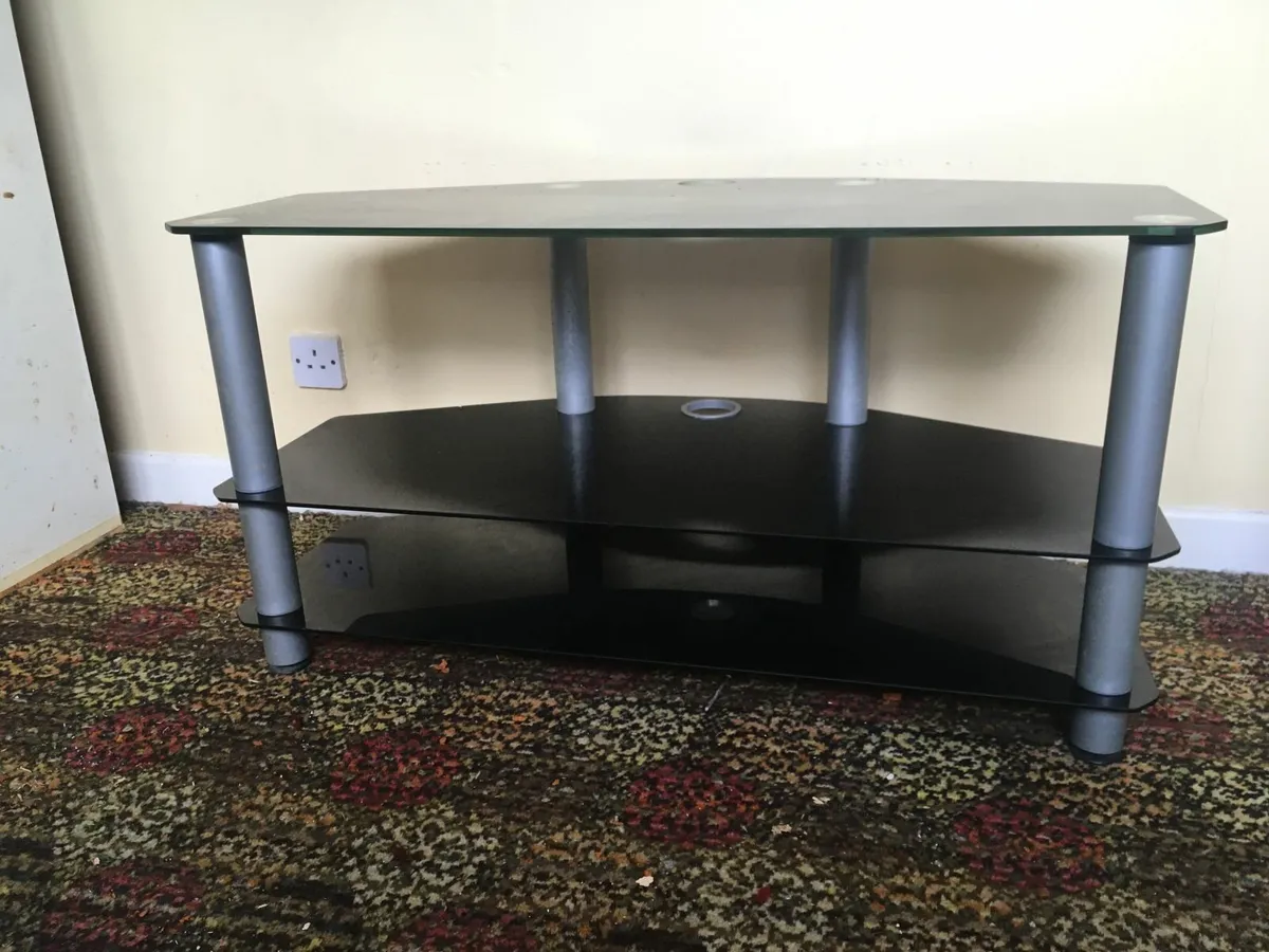 TV stands - Image 2
