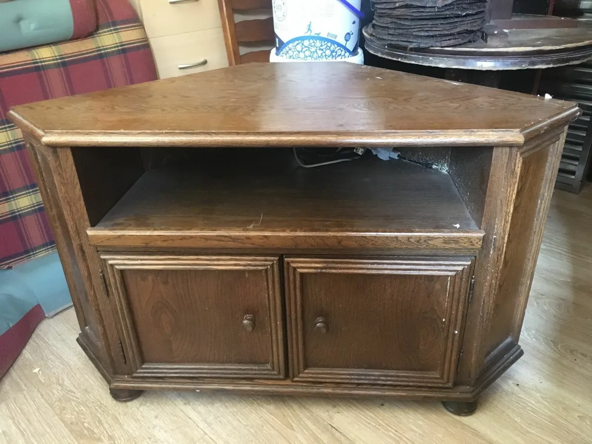 TV stands - Image 1