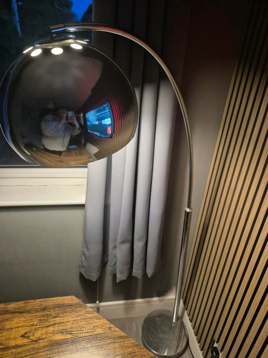 Floor lamp - Image 2