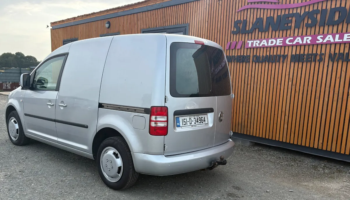 151 Volkswagen Caddy - Image 4