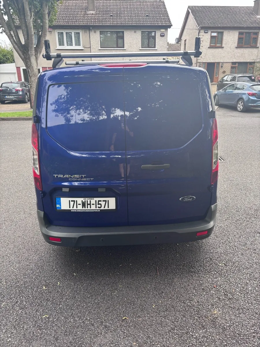 Ford Transit Connect LWB - Image 4