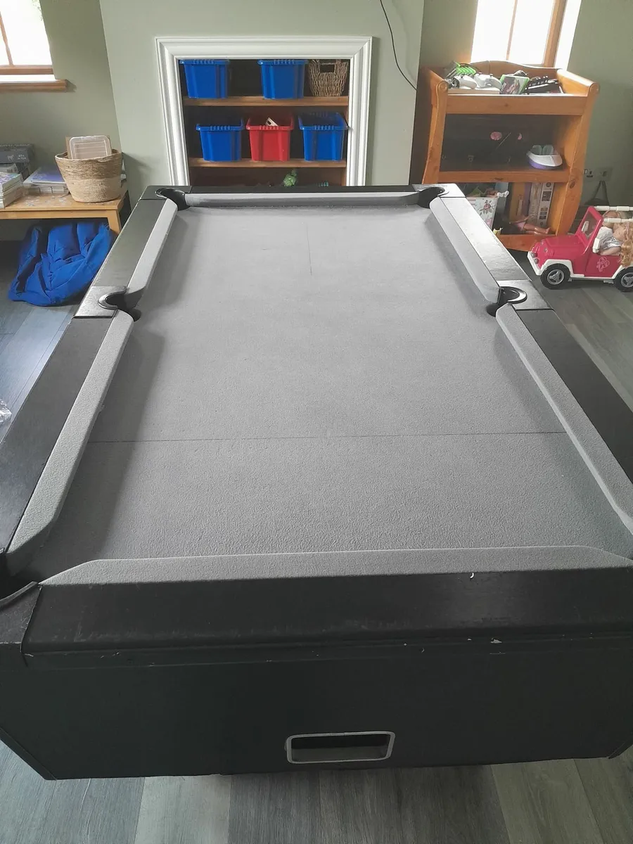 Pool table - Image 3