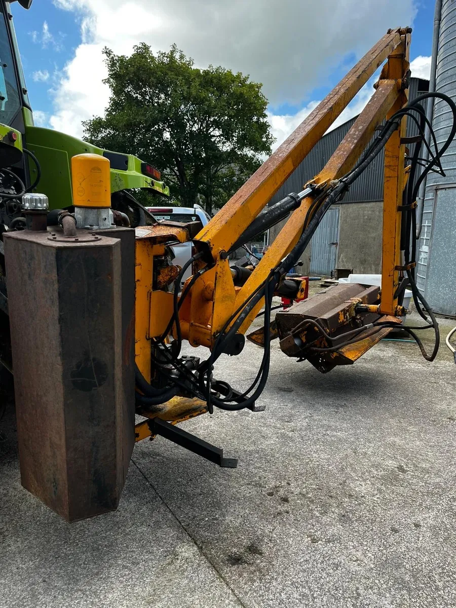 Mc Connell PA 24 hedge trimmer - Image 2