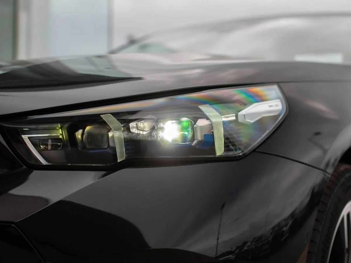 BMW 5 Series 530e - Image 4