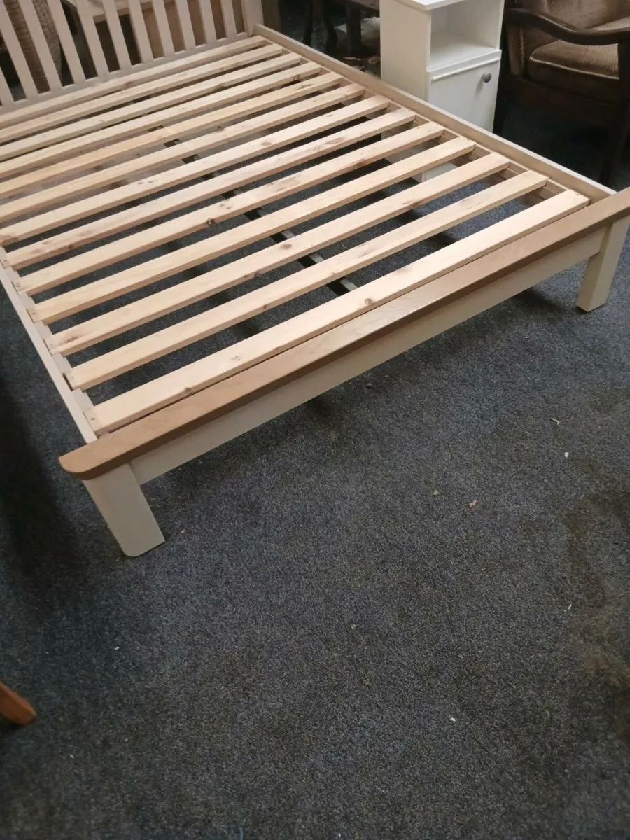 Double Bed.4ft 6 - Image 3