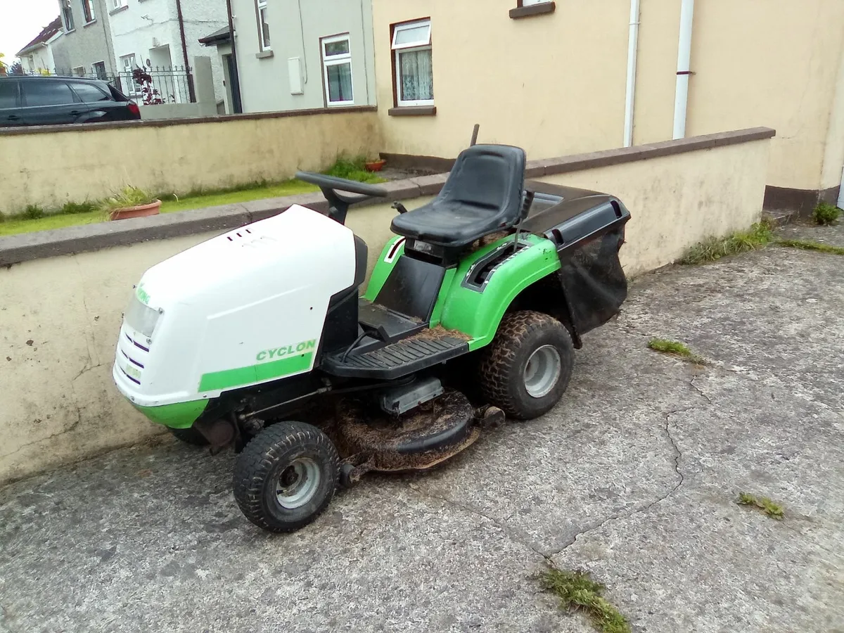 Stihl viking ride on lawnmower - Image 1