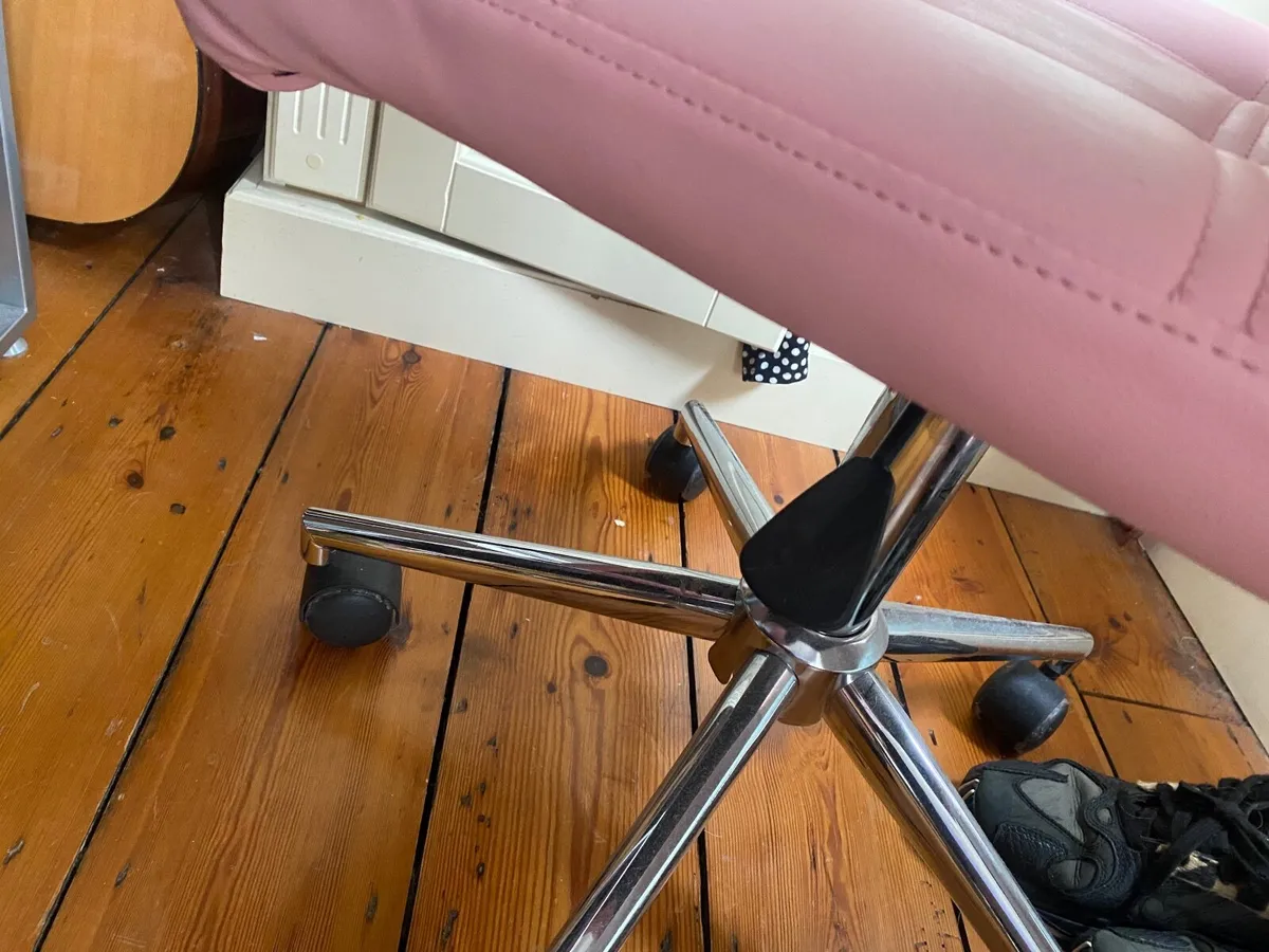 Pink Wayfair Chair - Image 4