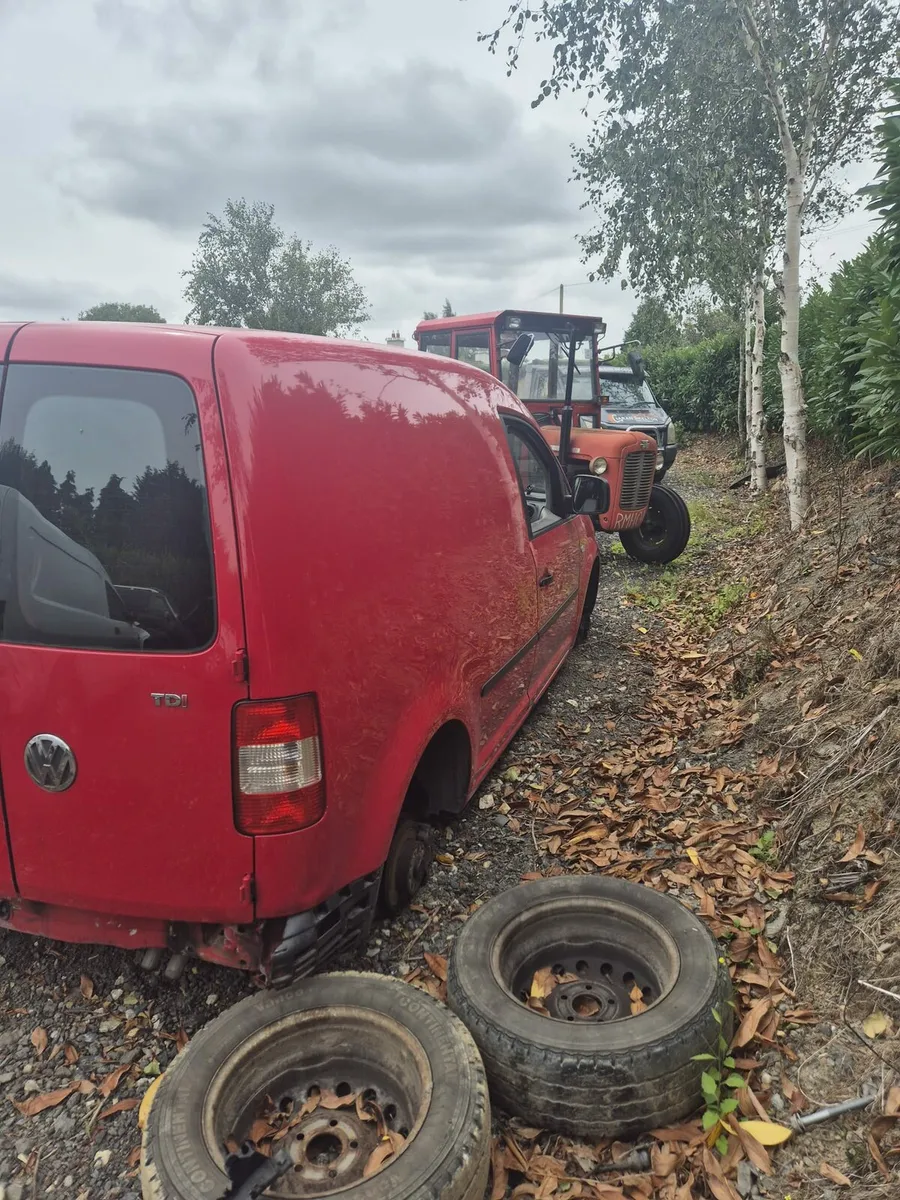 Volkswagen Caddy - Breaking only - Image 1