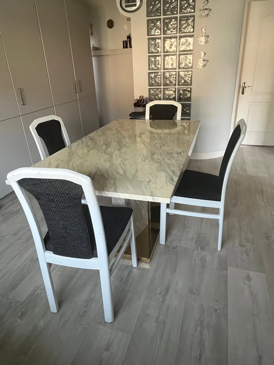Kitchen Table and 6 Chairs - Image 2