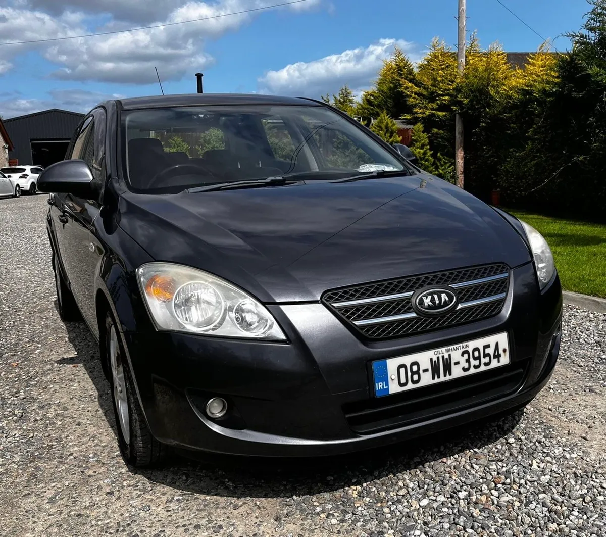 Kia Ceed - Image 4