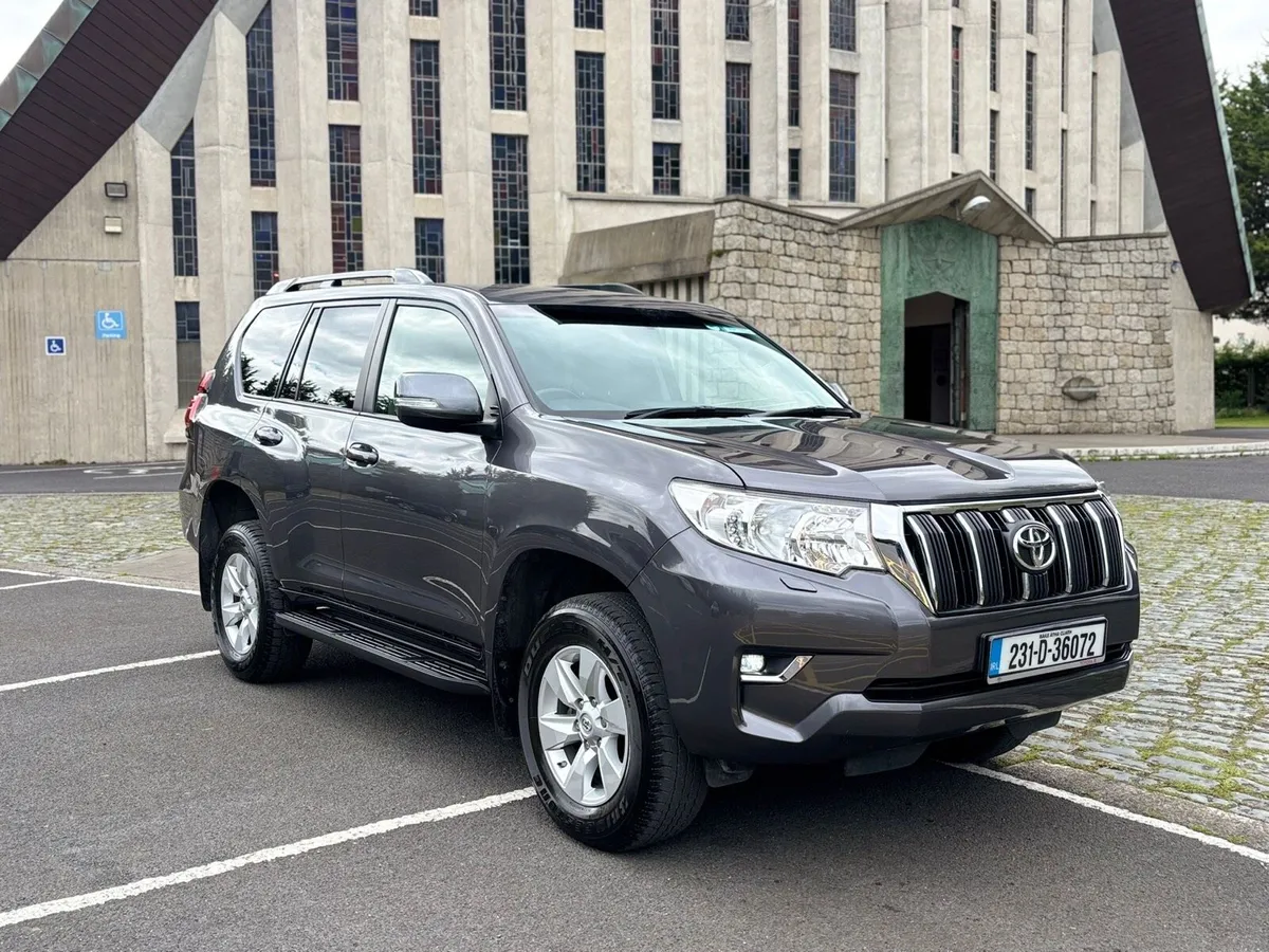 Toyota Landcruiser - Image 1
