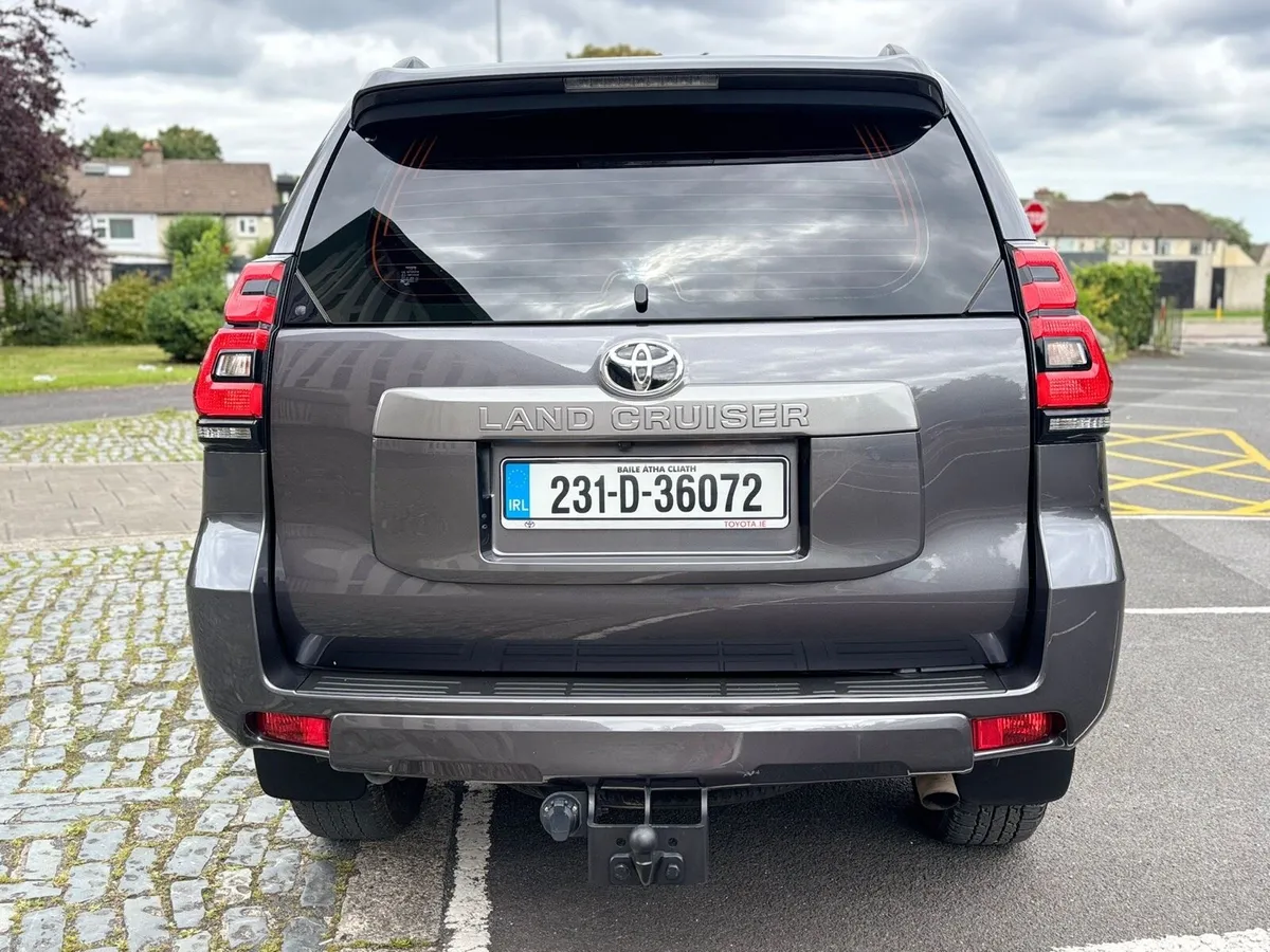 Toyota Landcruiser - Image 3