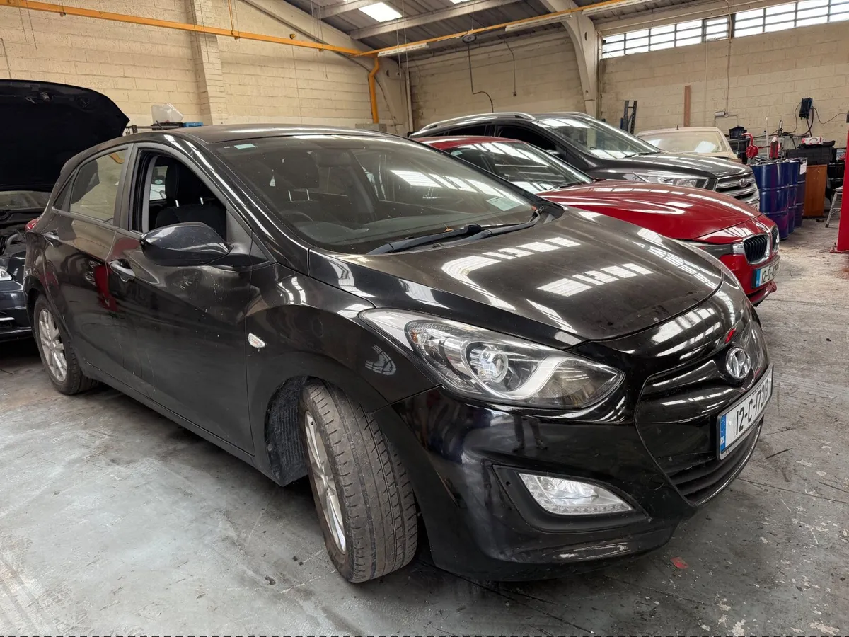 Hyundai i30 Only 120 Miles 1.6 Diesel - Image 2