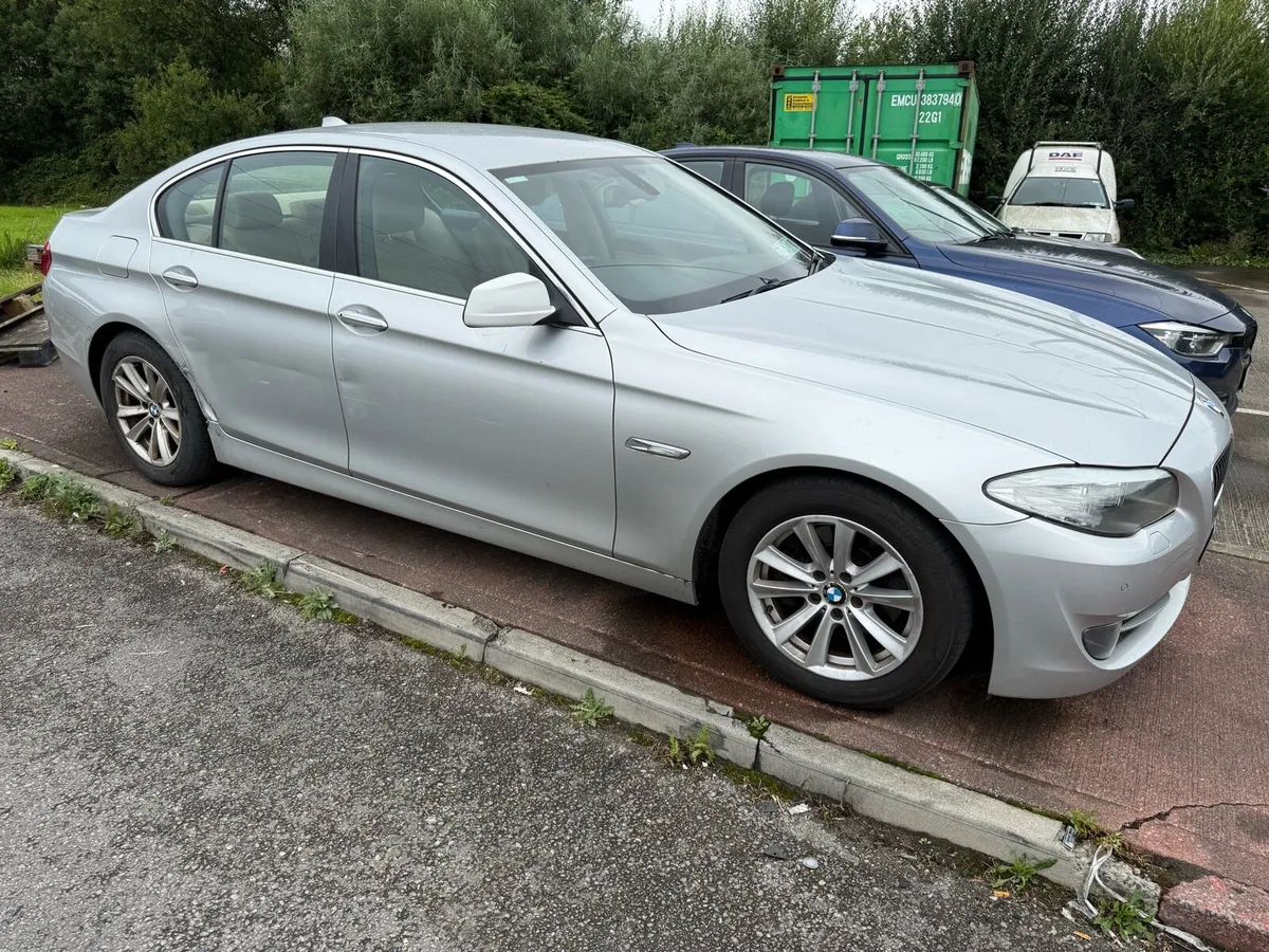 Bmw 5 series automatic diesel 225000 km - Image 2
