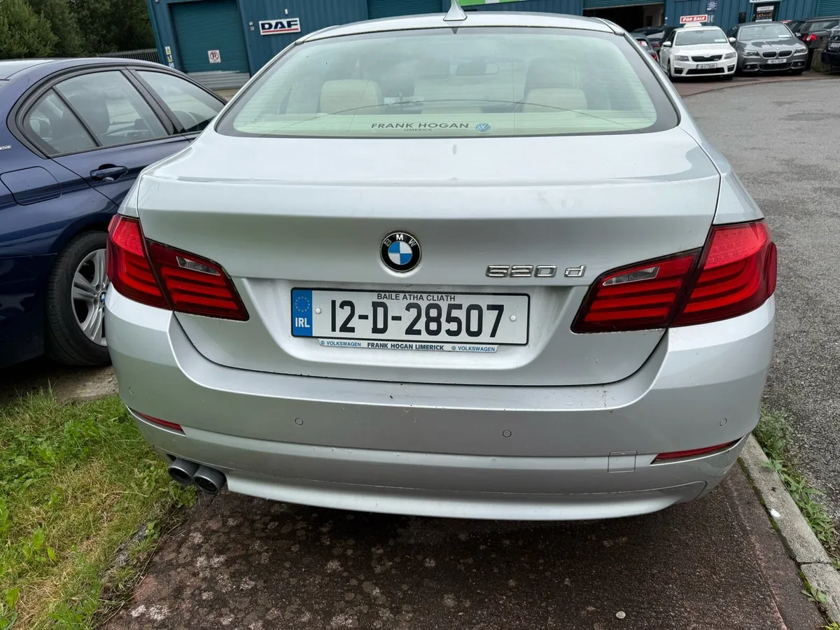 Bmw 5 series automatic diesel 225000 km - Image 3