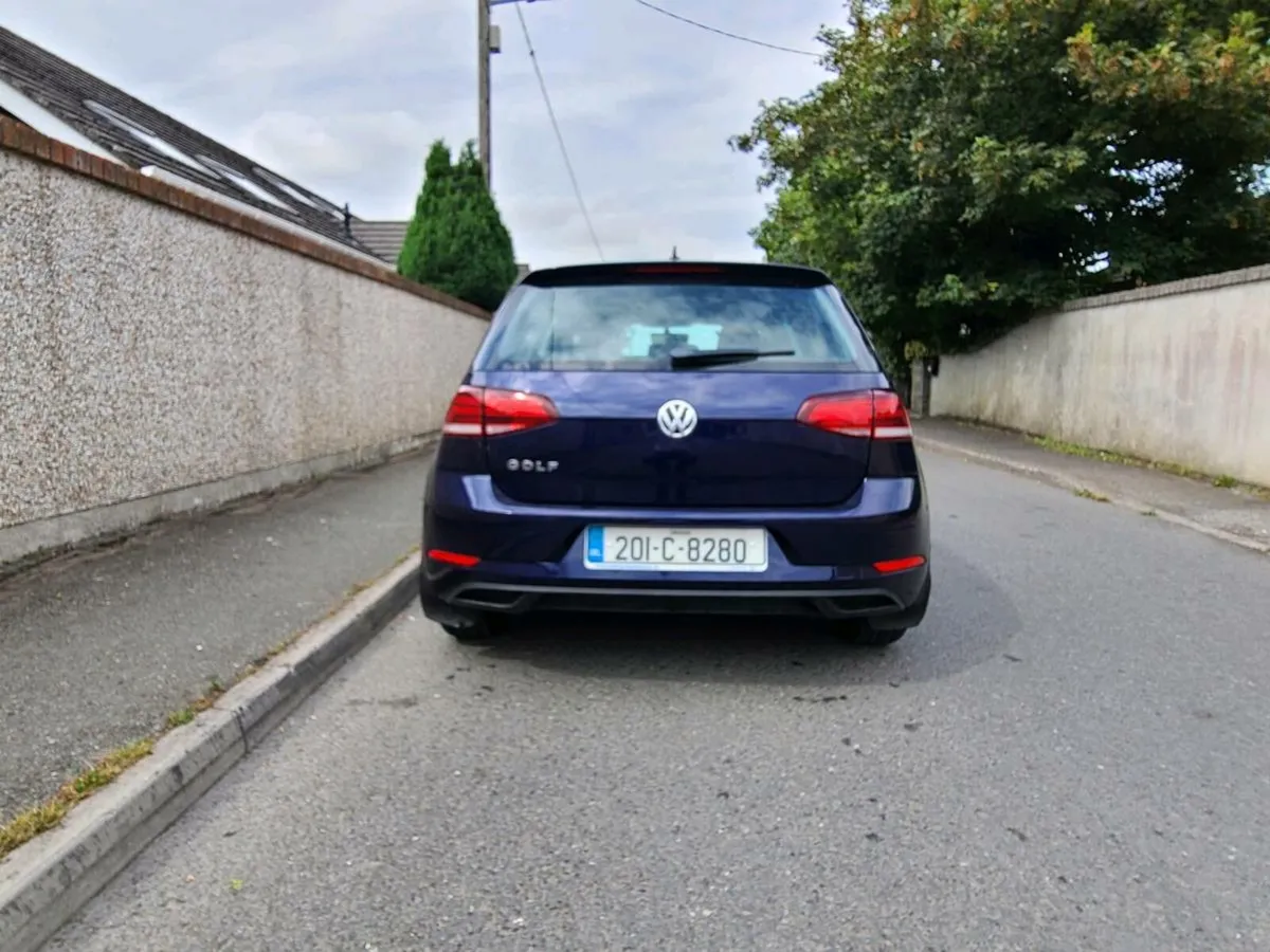 Car - Image 2