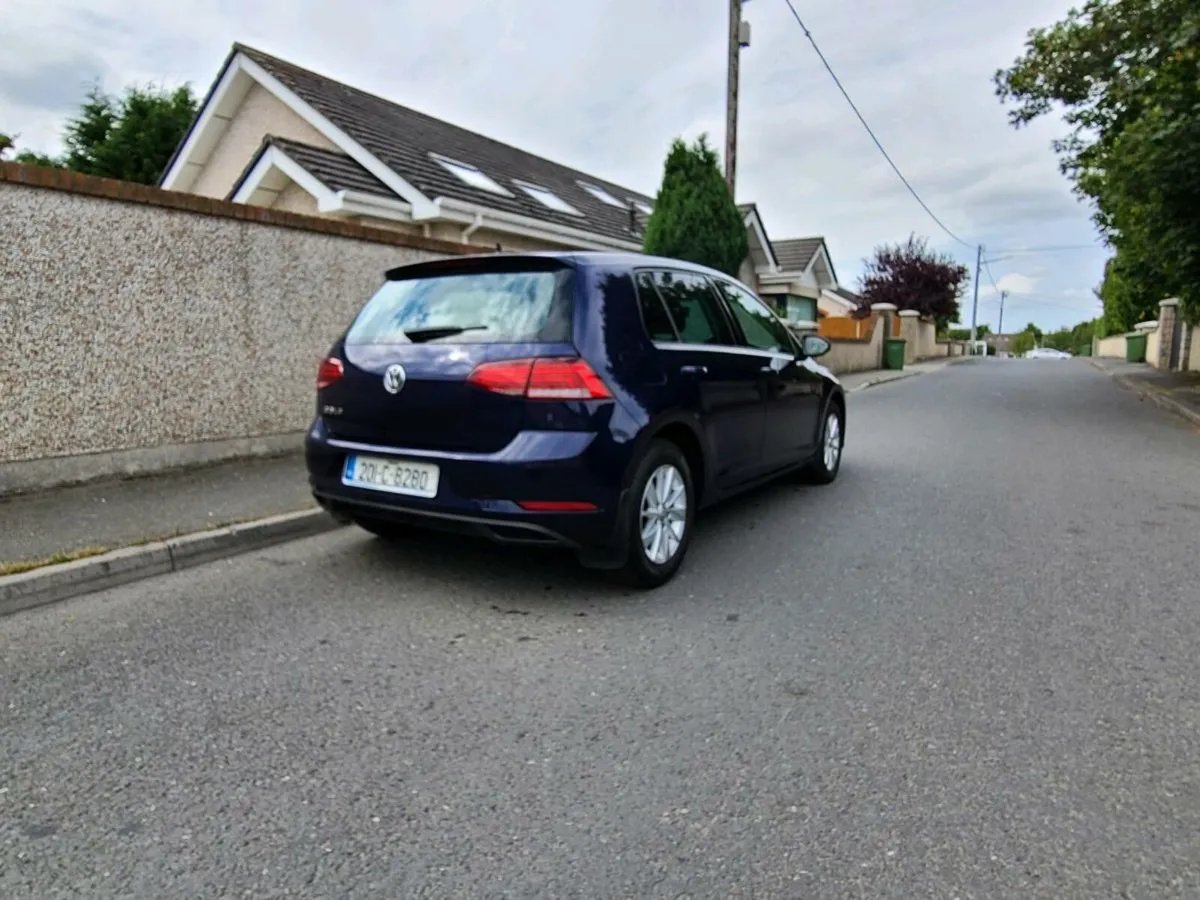 Car - Image 3