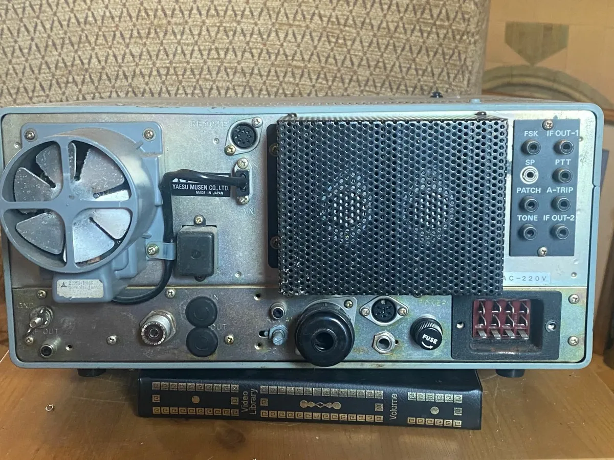 Yaesu FT 902DM - Image 3