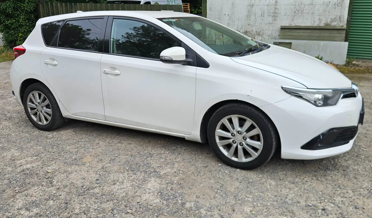 Toyota Auris 2017 1.4d 213km new DOE - Image 2