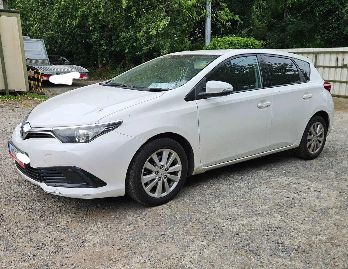 Toyota Auris 2017 1.4d 213km new DOE - Image 3