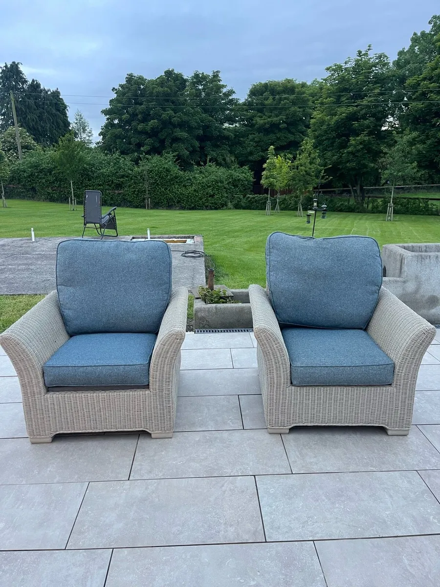 Sofa Set - Image 3